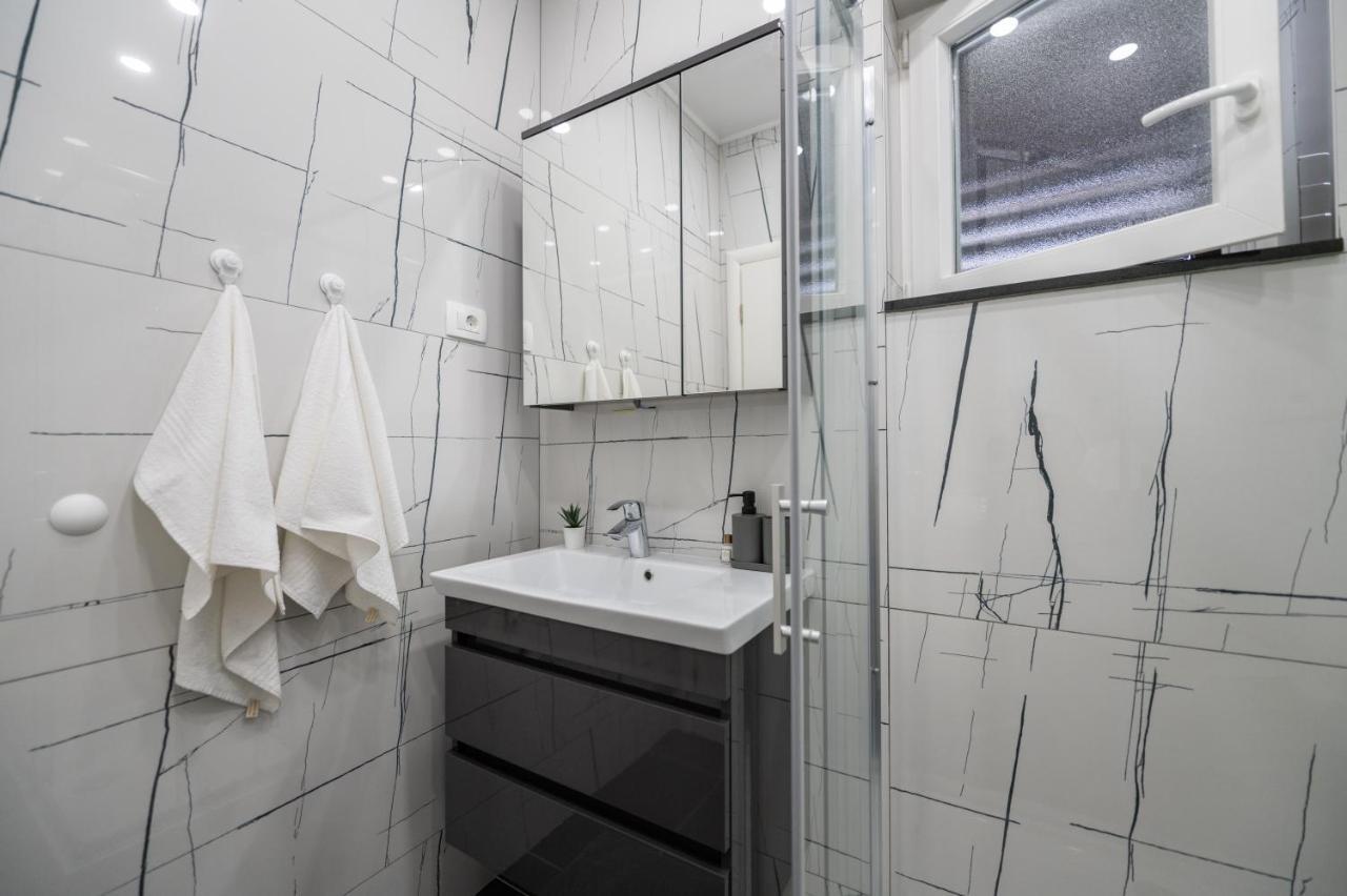 Apartmani Sani Makarska Ngoại thất bức ảnh