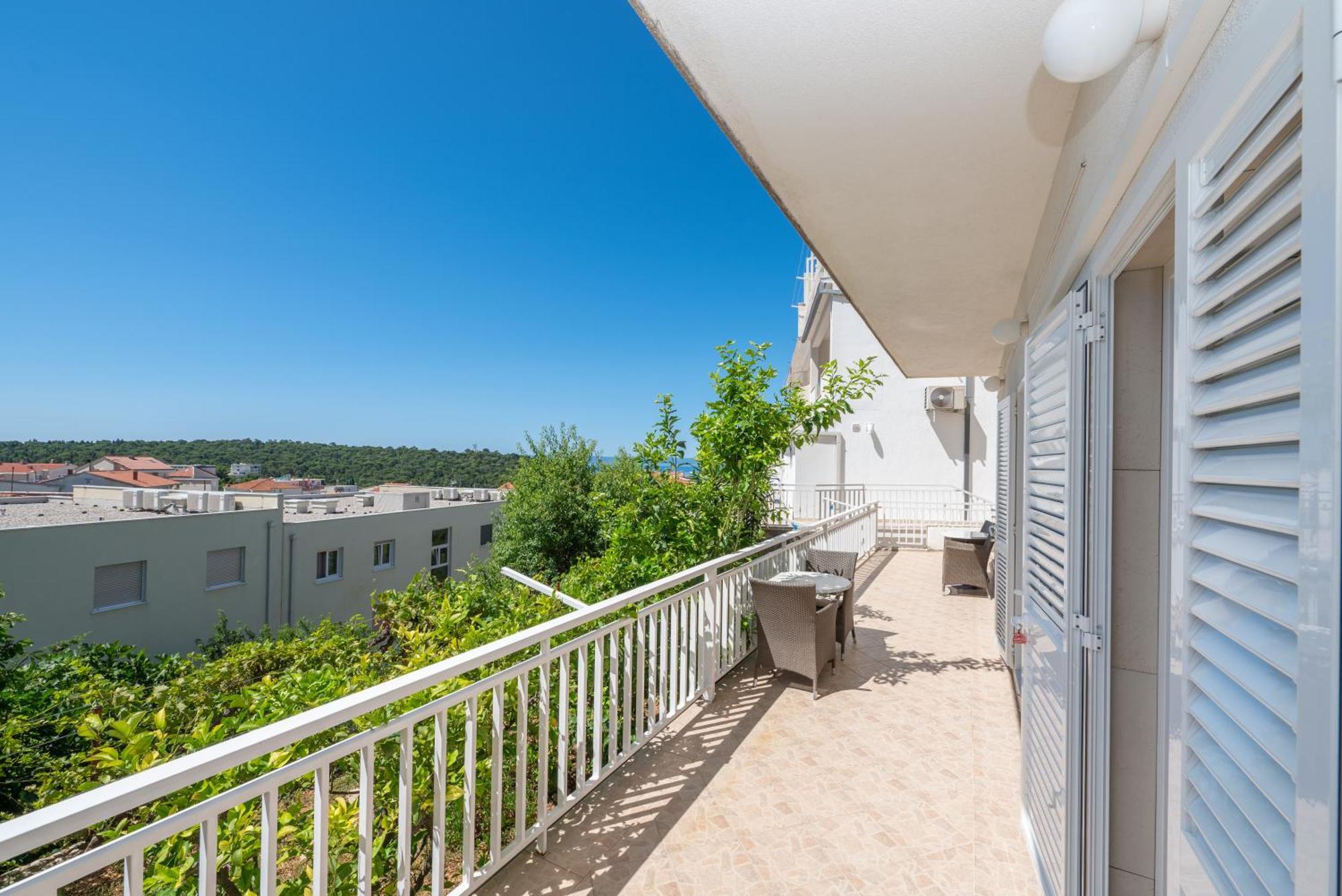 Apartmani Sani Makarska Ngoại thất bức ảnh