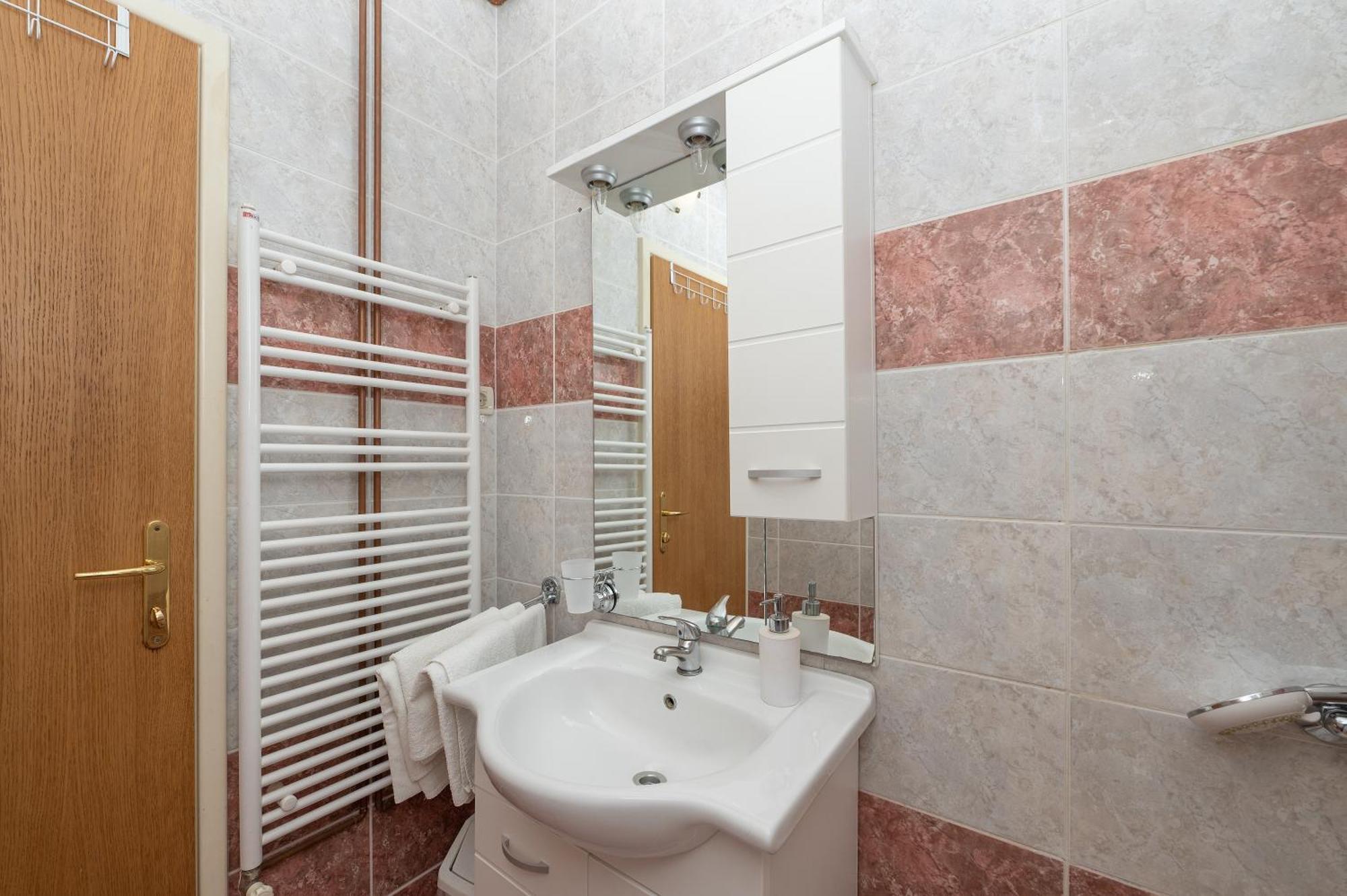 Apartmani Sani Makarska Ngoại thất bức ảnh