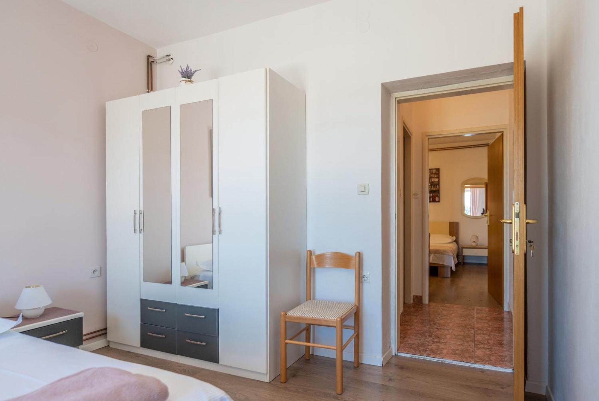 Apartmani Sani Makarska Ngoại thất bức ảnh