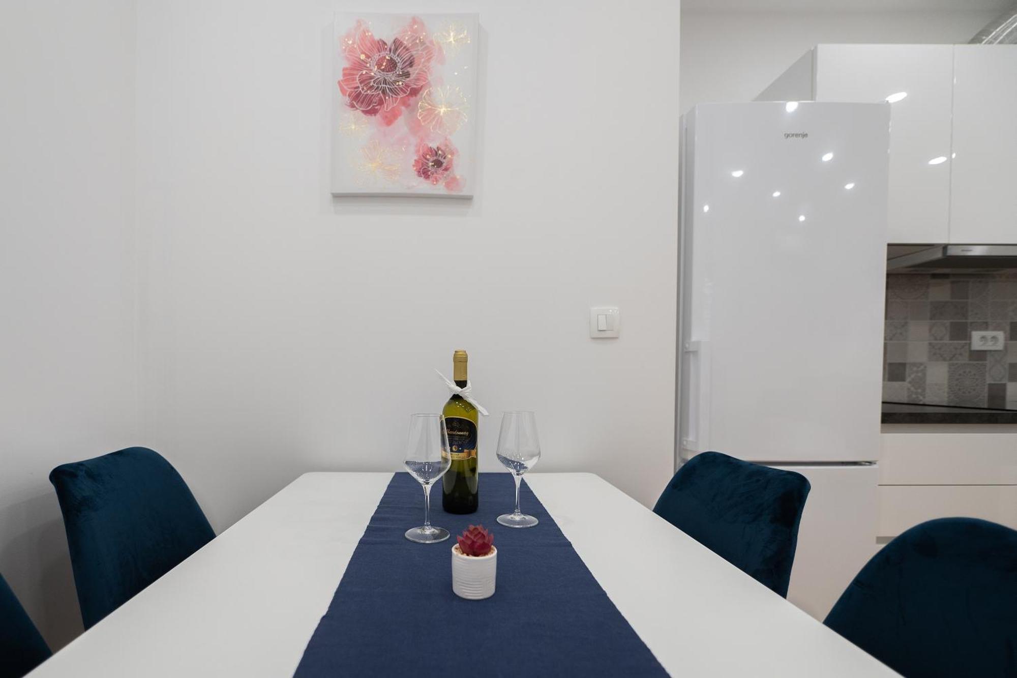 Apartmani Sani Makarska Ngoại thất bức ảnh